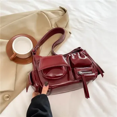 NEW FASHION RETRO HANDBAG